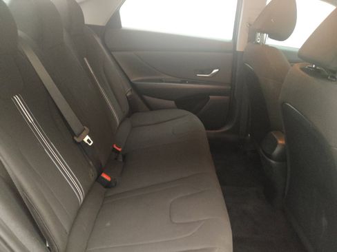 Used 2023 Hyundai Elantra SEL w/ Convenience Package FWD image 19