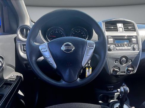 Used 2017 Nissan Versa SV FWD image 8