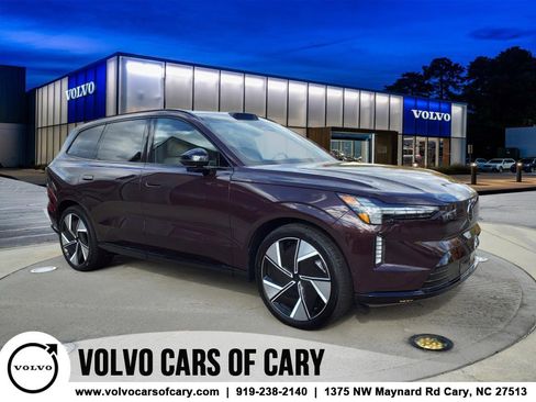 New 2025 Volvo EX90 Ultra image 1