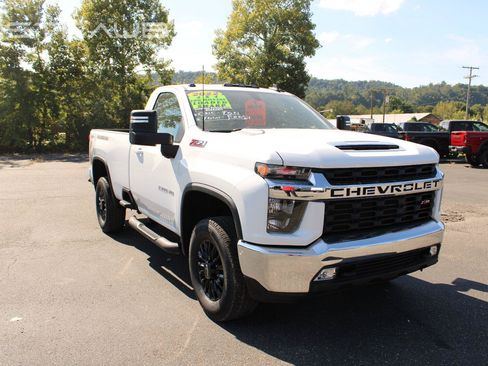 Used 2022 Chevrolet Silverado 3500 LT w/ Convenience Package AWD/4WD image 1
