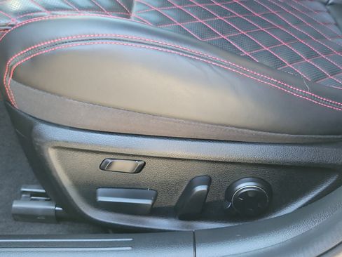 Certified 2023 Genesis G70 3.3T w/ Sport Prestige Package image 16