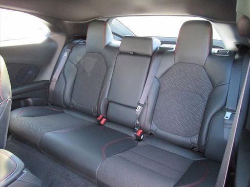 Used 2025 Dodge Charger R/T w/ Sun & Sound Package image 25