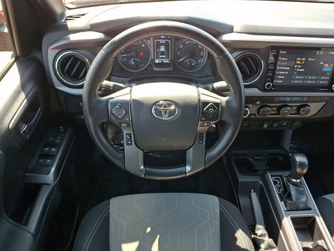 Certified 2023 Toyota Tacoma TRD Off-Road AWD/4WD image 12