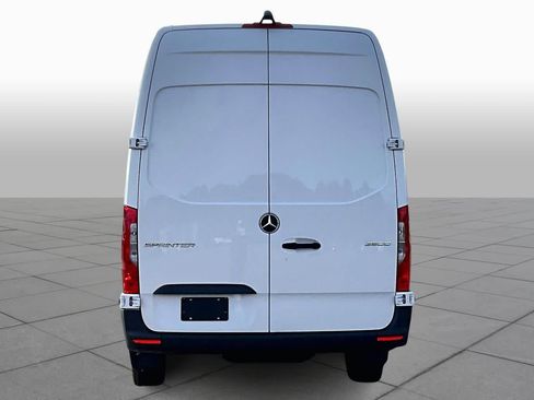New 2025 Mercedes-Benz Sprinter 2500 image 4