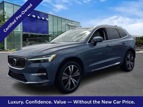 Certified 2023 Volvo XC60 B5 Plus w/ Protection Package Premier AWD/4WD image 3