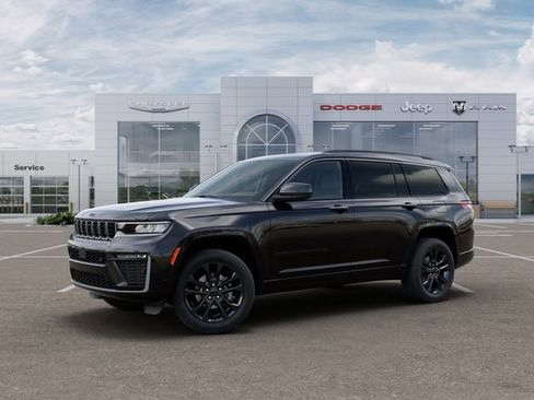 New 2026 Jeep Grand Cherokee L Limited AWD/4WD image 2