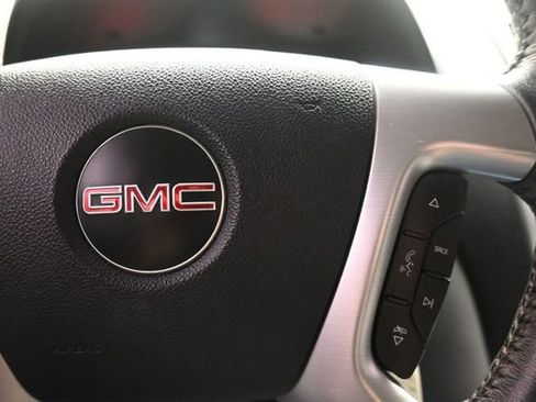 Used 2010 GMC Acadia SLE FWD image 26