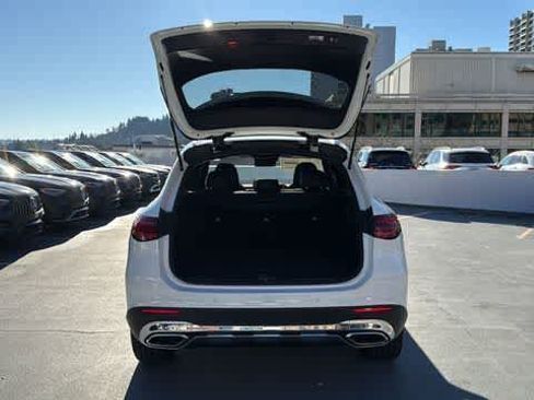Certified 2026 Mercedes-Benz GLC 300 4MATIC image 6