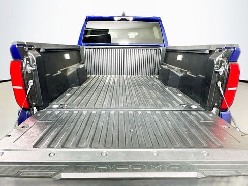 Used 2024 Toyota Tacoma TRD Off-Road AWD/4WD image 29