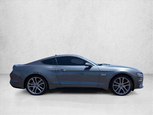 Used 2021 Ford Mustang GT Premium w/ Equipment Group 401A RWD image 4