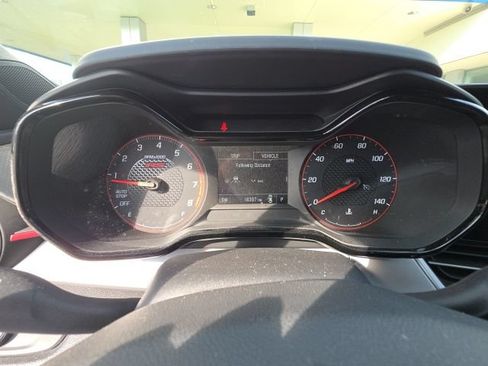 Used 2024 Chevrolet Trax RS w/ Driver Confidence Package FWD image 12