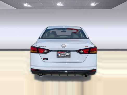 New 2025 Nissan Altima 2.5 SR w/ SR Premium Package image 10
