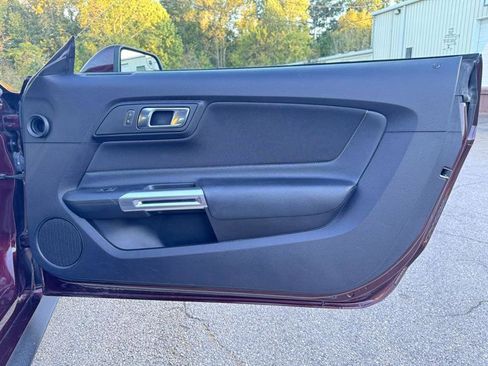 Used 2018 Ford Mustang GT image 29