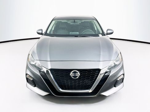 Used 2020 Nissan Altima 2.5 S FWD image 2