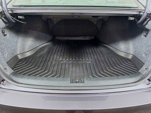 Used 2017 Honda Accord EX-L image 27