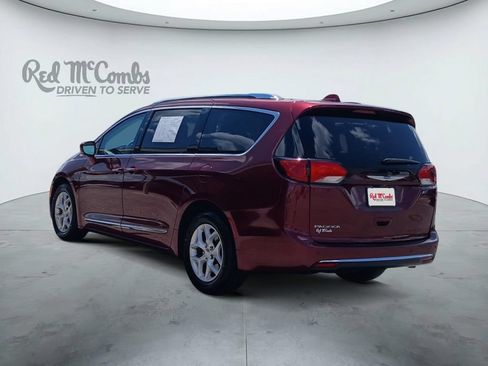 Used 2020 Chrysler Pacifica Touring-L Plus w/ Tire & Wheel Group FWD image 3