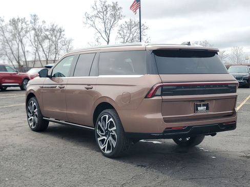 New 2026 Lincoln Navigator L Black Label image 3
