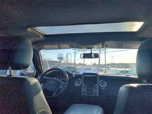 Used 2016 Ford F350 Lariat w/ Lariat Ultimate Package image 35