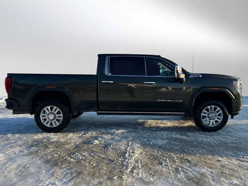 Used 2022 GMC Sierra 2500 Denali w/ Denali Ultimate Package image 2