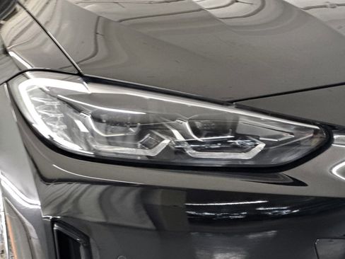 Used 2023 BMW i4 eDrive35 w/ Premium Package RWD image 10