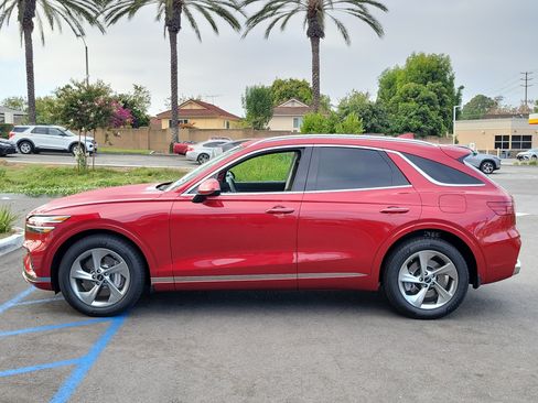Certified 2026 Genesis GV70 2.5T Select AWD/4WD image 3