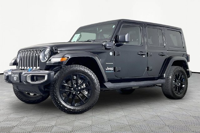 Used 2023 Jeep Wrangler Unlimited Sahara AWD/4WD image 1