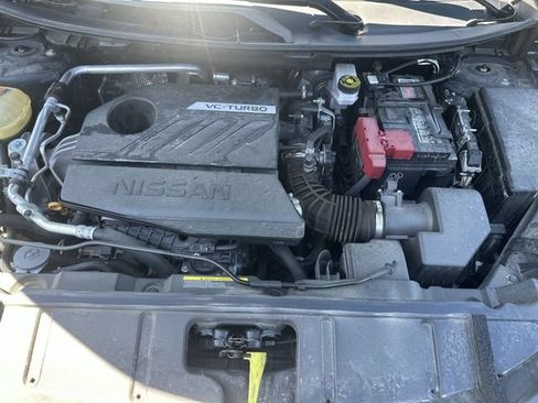 Used 2025 Nissan Rogue SV AWD/4WD image 19
