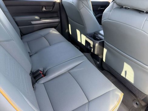 Used 2025 Toyota Tacoma 4x4 Double Cab Hybrid image 29