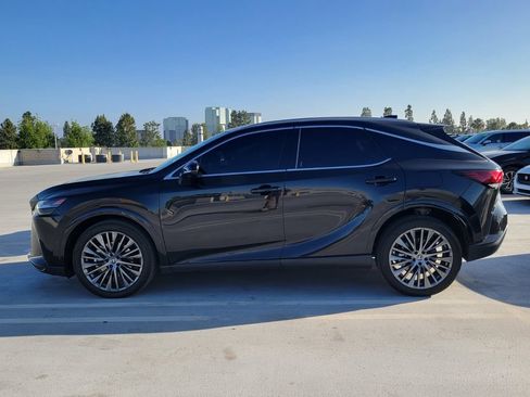 Certified 2024 Lexus RX 450h AWD w/ Convenience Package image 2