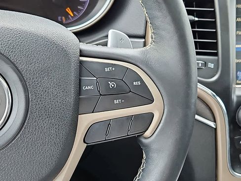 Used 2017 Jeep Grand Cherokee Limited w/ Luxury Group II AWD/4WD image 22