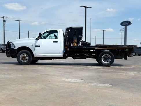 Used 2018 RAM 3500 Tradesman w/ Power & Remote Entry Group image 5
