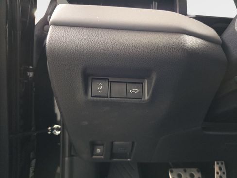 Used 2026 Toyota RAV4 AWD Plug-in Hybrid image 27