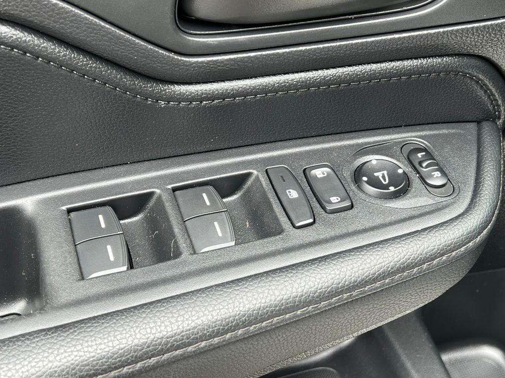 Used 2024 Honda Odyssey Sport image 18