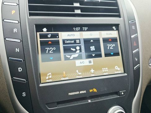 Used 2017 Lincoln MKC Reserve w/ Technology Package AWD/4WD image 18
