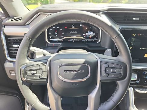 Certified 2023 GMC Sierra 1500 Denali w/ Denali Reserve Package AWD/4WD image 22