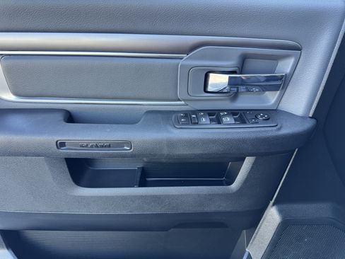 Used 2023 RAM 1500 Classic SLT w/ Trailer & Traction Group image 9