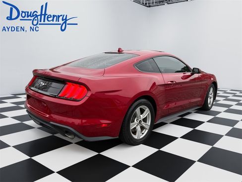 Used 2022 Ford Mustang Coupe image 5