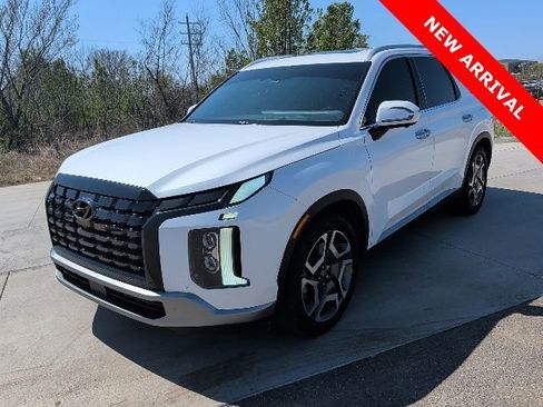 Used 2023 Hyundai Palisade Limited image 7