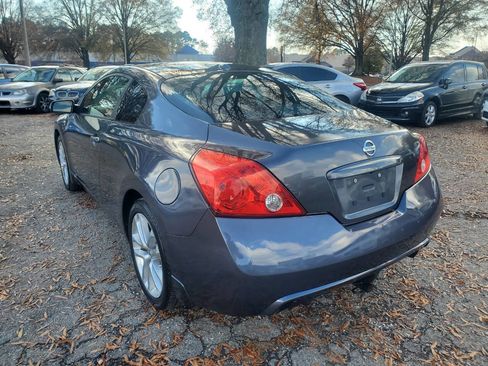 Used 2012 Nissan Altima 3.5 SR w/ Technology Pkg image 5