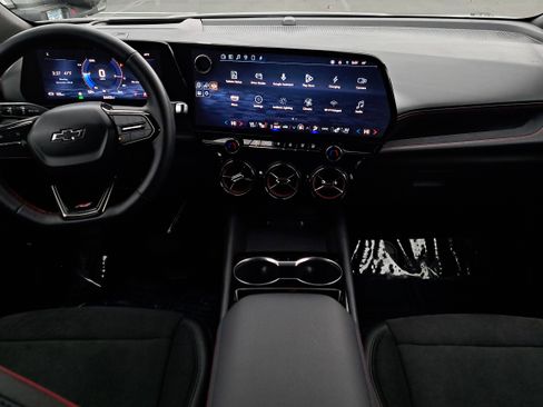 Used 2024 Chevrolet Blazer EV RS image 17