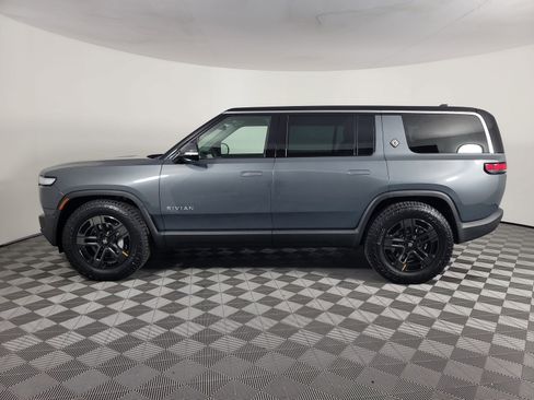 Used 2024 Rivian R1S Adventure AWD/4WD image 2