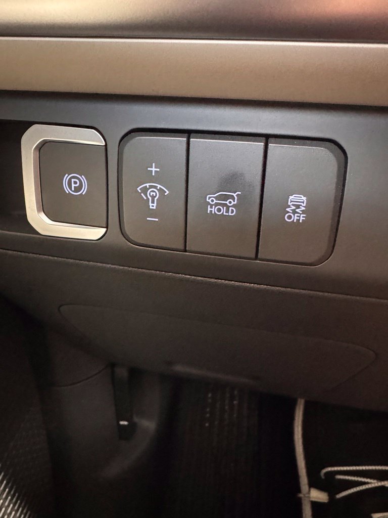 Used 2026 Hyundai Santa Fe SEL AWD/4WD image 23
