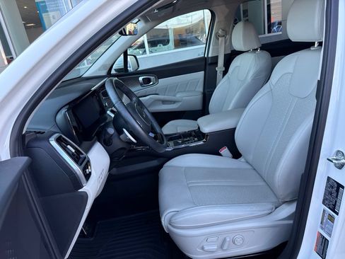 Used 2023 Kia Sorento SX Prestige AWD/4WD image 18