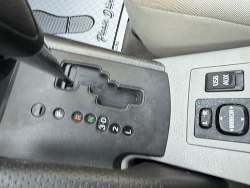 Used 2012 Toyota RAV4 4WD w/ Value Pkg image 36