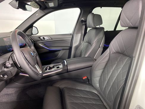 Used 2026 BMW X5 xDrive40i image 6