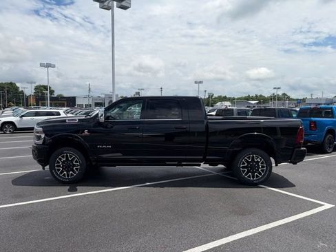 New 2026 RAM 2500 Limited AWD/4WD image 4