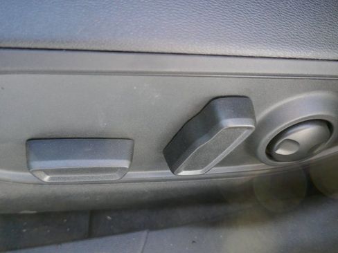 New 2026 Jeep Cherokee Limited image 14