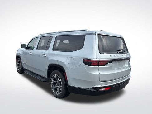 Used 2024 Jeep Wagoneer L Series III w/ Flexible Seating Group image 3