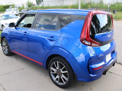 Used 2022 Kia Soul Turbo FWD image 6