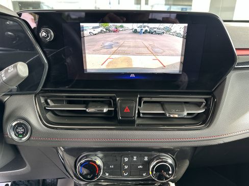 Certified 2025 Chevrolet TrailBlazer RS FWD image 14
